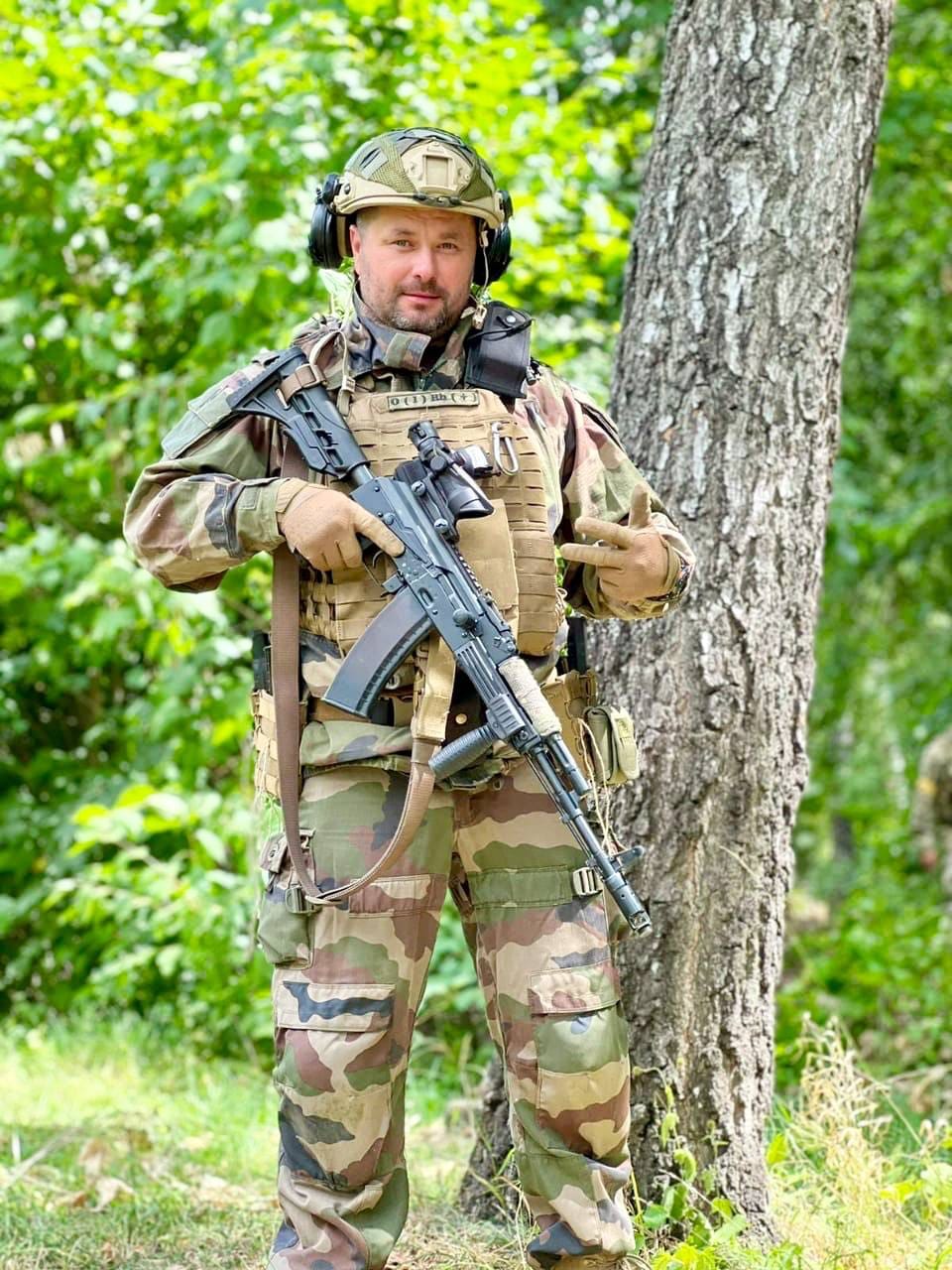 Новини Вінниці - фото з Залишатися непомітними для противника: розвідник «Білка» про війну та перемогу На зображенні може бути: 1 особа, військова форма та на відкритому повітрі