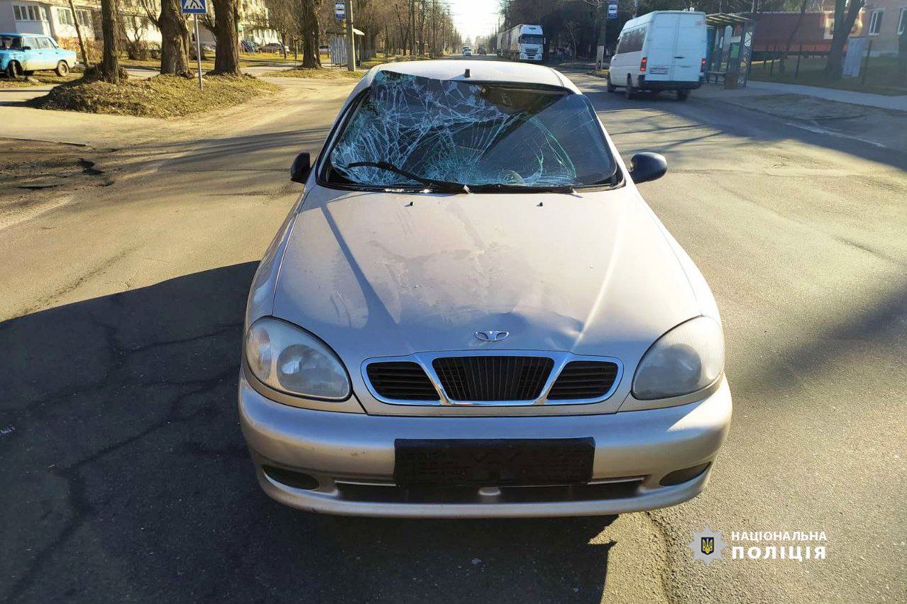 Новини Вінниці - фото з Аварії п'ятниці: на Вінниччині автівки збили трьох дорослих та двох дітей