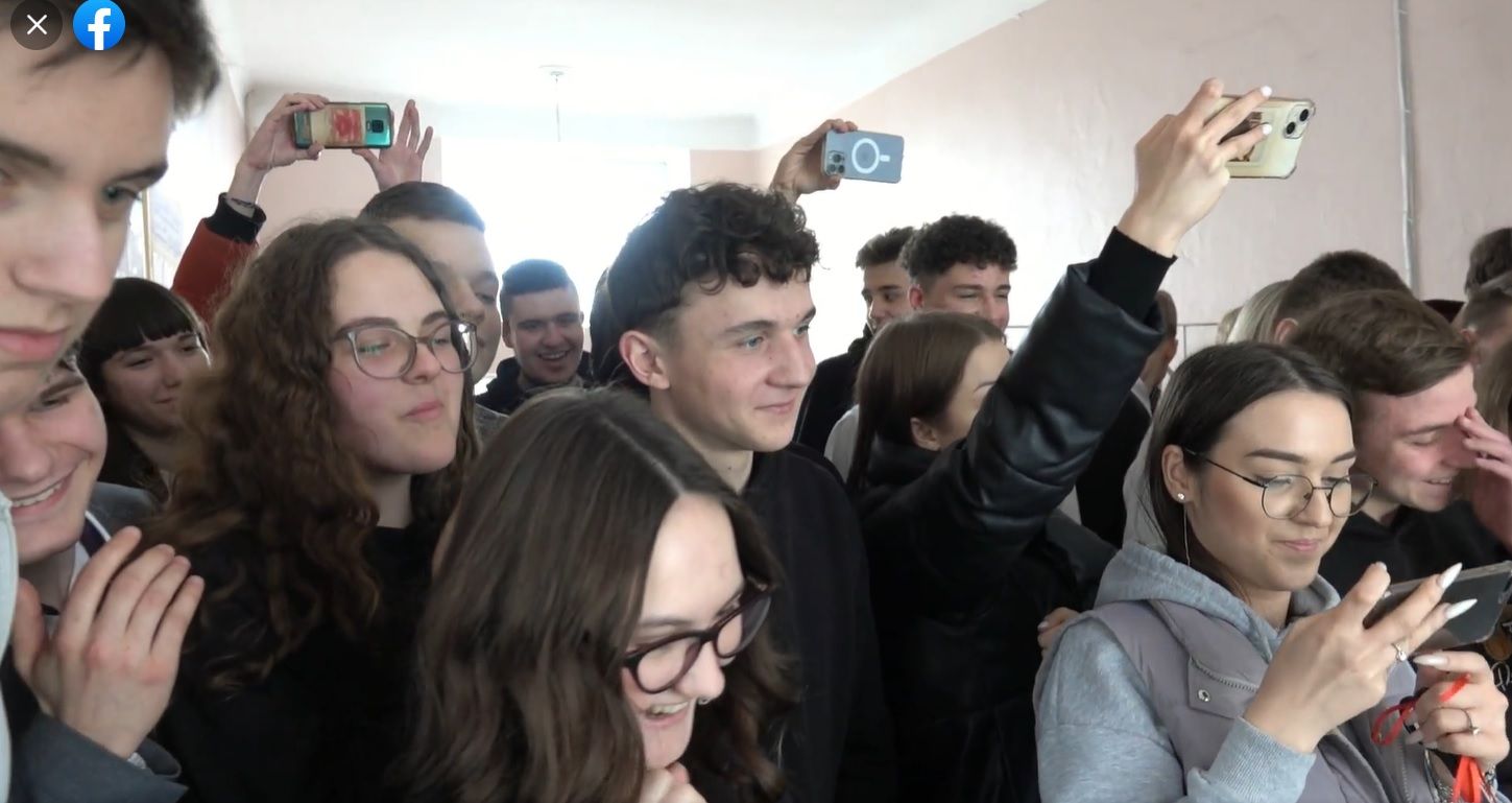 Новини Тернополя - фото з У тернопільській школі встановили корисний атракціон