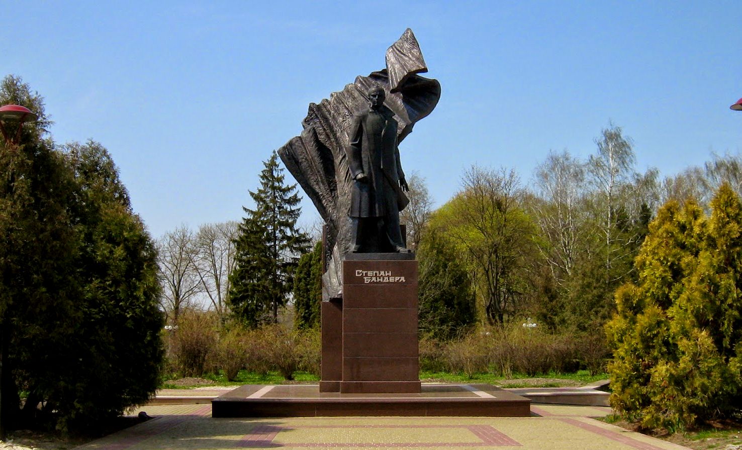 Новини Тернополя - фото з Депутати Тернопільської облради «Проти» Московського патріархату і «За» повернення Почаївської Лаври державі