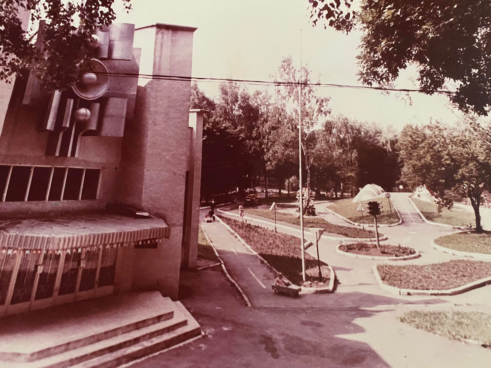 Новини Хмельницького - фото з Знайшли 22 унікальних ретро фото Хмельницького Нет описания.