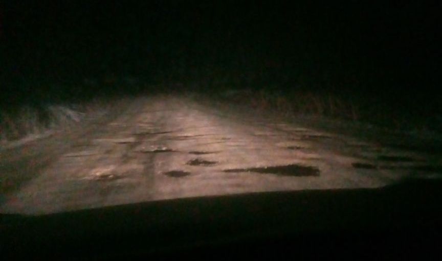 Новини Тернополя - фото з Дорогу не ремонтували ще з радянських часів, а їхати можна лише зі швидкістю пішохода