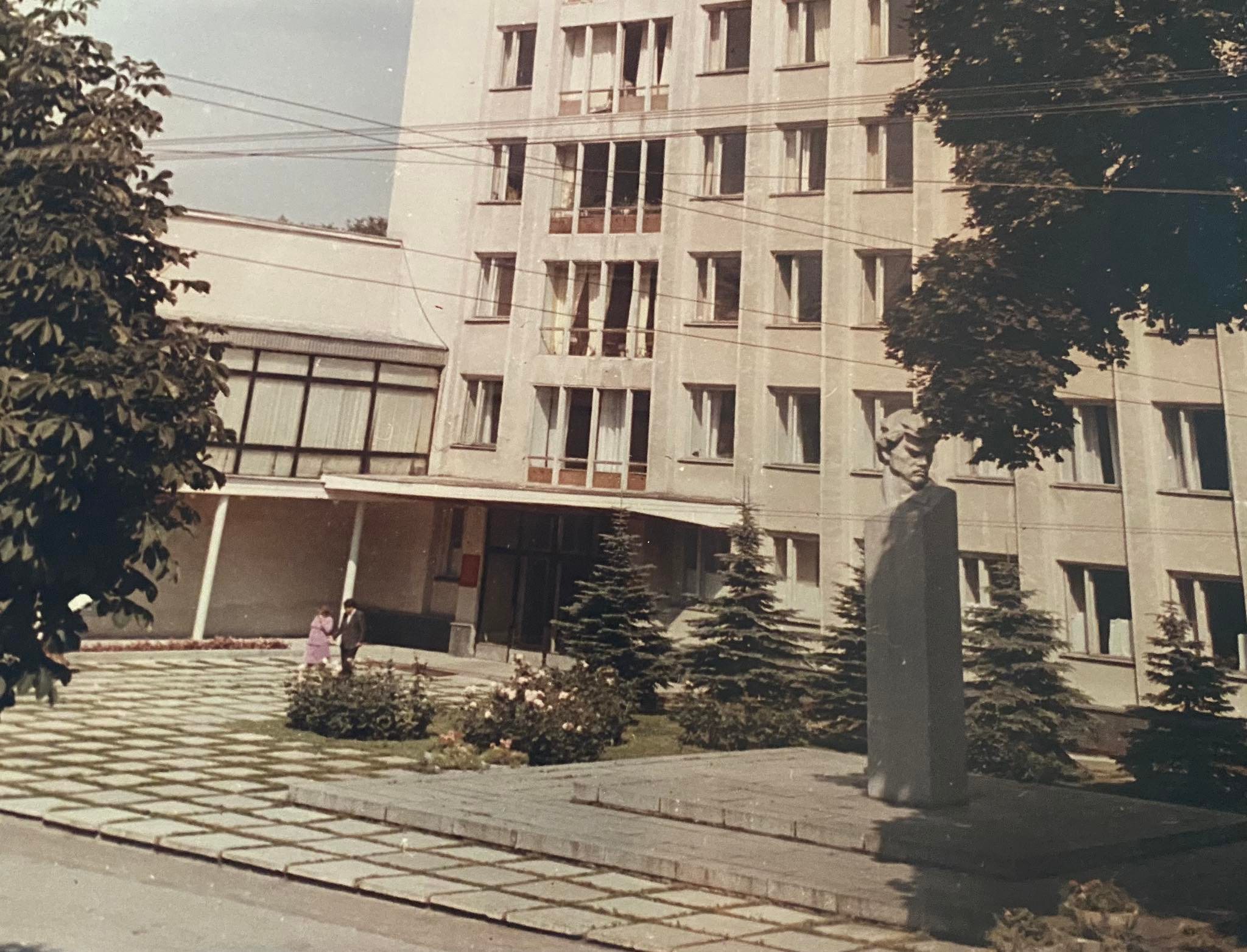 Новини Хмельницького - фото з Знайшли 22 унікальних ретро фото Хмельницького Нет описания.