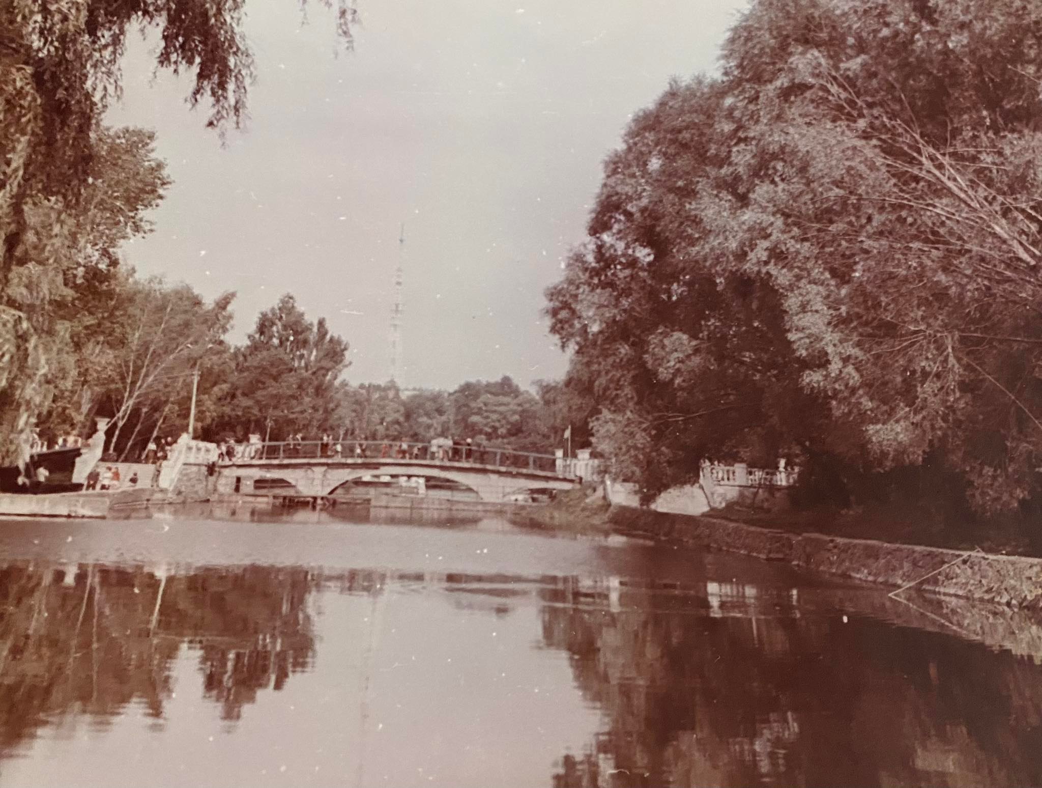 Новини Хмельницького - фото з Знайшли 22 унікальних ретро фото Хмельницького Нет описания.