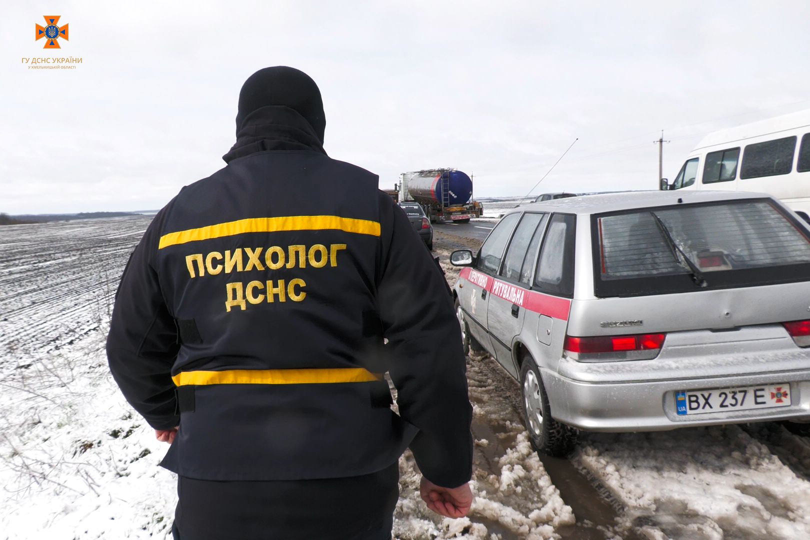 Новини Хмельницького - фото з Біля Волочиська перекинувся пасажирський автобус. Є постраждалі (ФОТО, ВІДЕО)