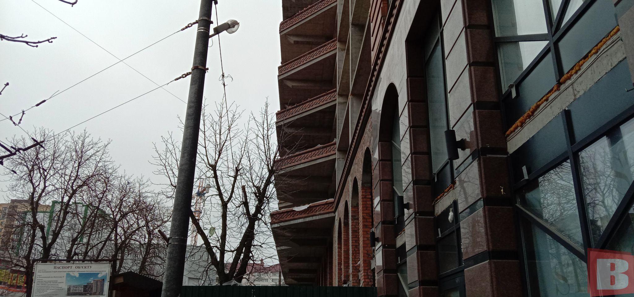 Новини Хмельницького - фото з Будівництво паркінгу на Подільській досі триває. Коли закінчення