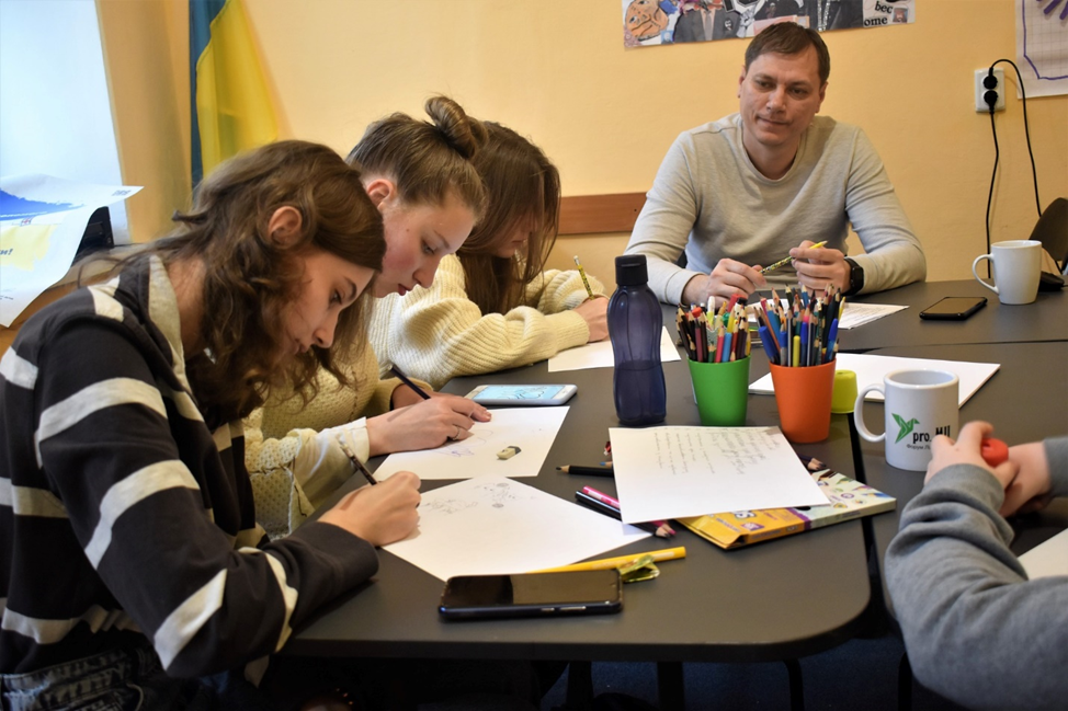 Новини Вінниці - фото з «Технологія добра» і її програми: про школу волонтерства, яка двічі тікала від війни