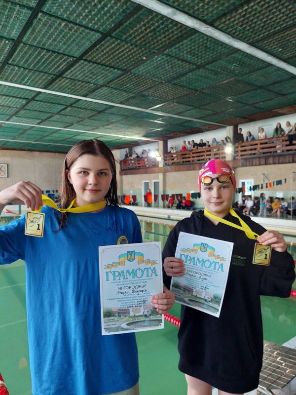 Новини Тернополя - фото з Тернопільські плавці здобули 26 медалей на міжобласному турнірі