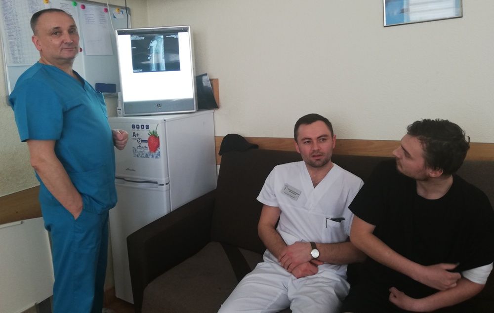 Новини Вінниці - фото з «Були всі підстави для ампутації…» У лікарні №2 Вінниці врятували руку 25-річному командиру роти