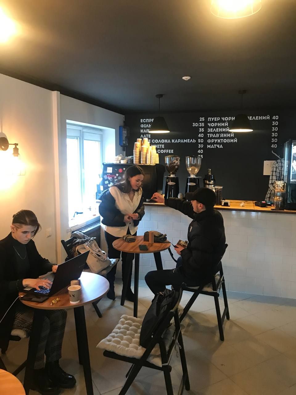Новини Тернополя - фото з Назбирав гроші на мрію і відкрив кав’ярню біля Ставу: історія успіху молодого підприємця (ВІДЕОІНТЕРВ’Ю)