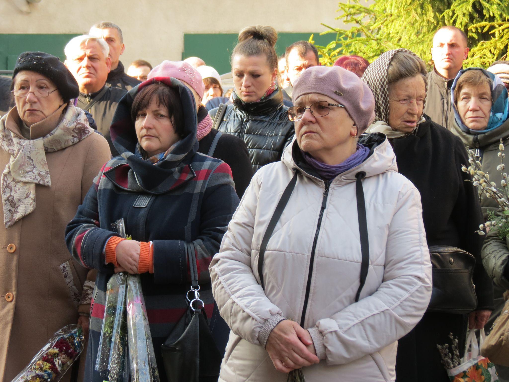 Новини Тернополя - фото з Як тернополяни освячували вербу: репортаж з храмів
