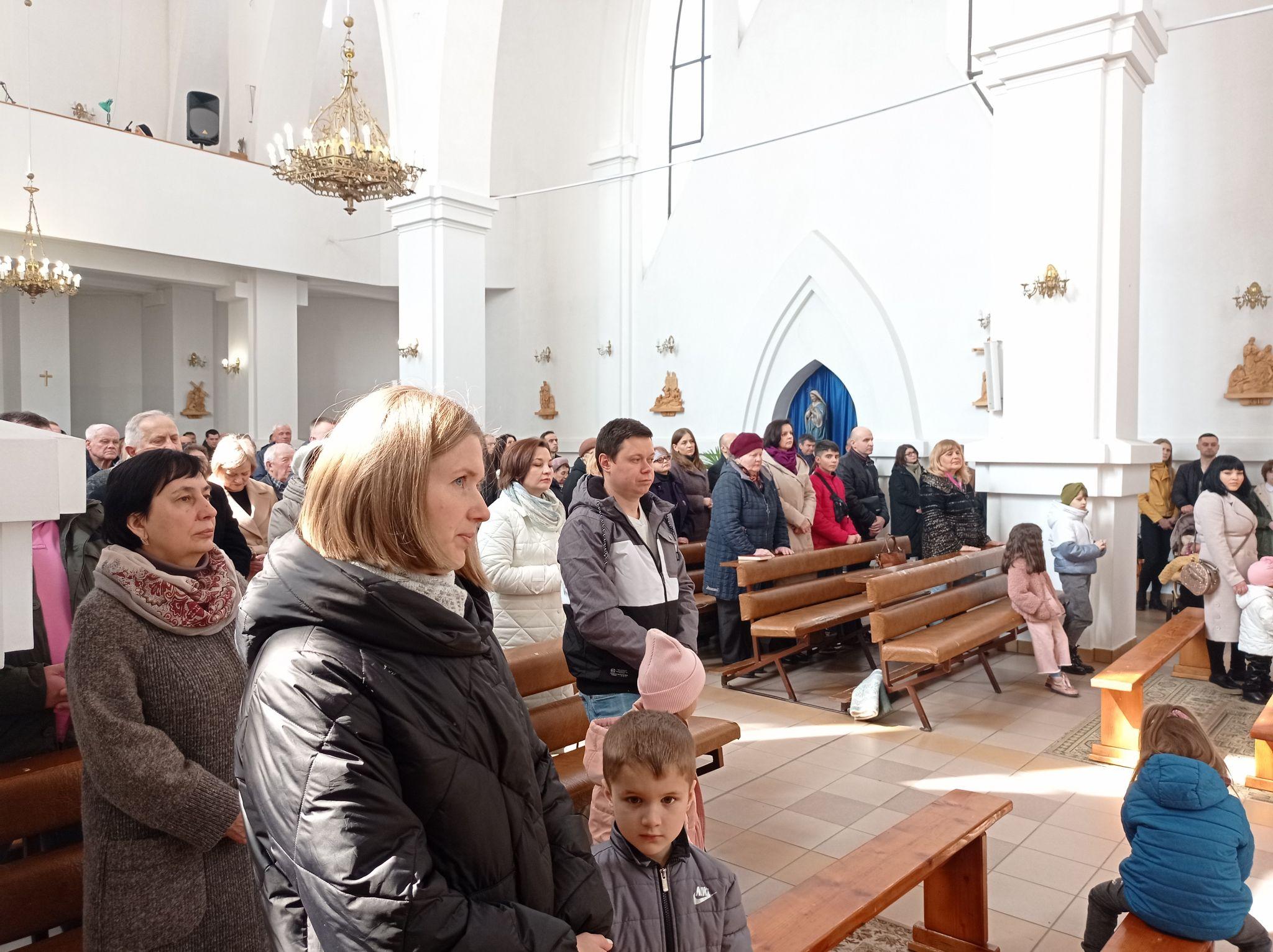 Новини Тернополя - фото з Як римо-католики святкують Великдень у Тернополі (РЕПОРТАЖ)