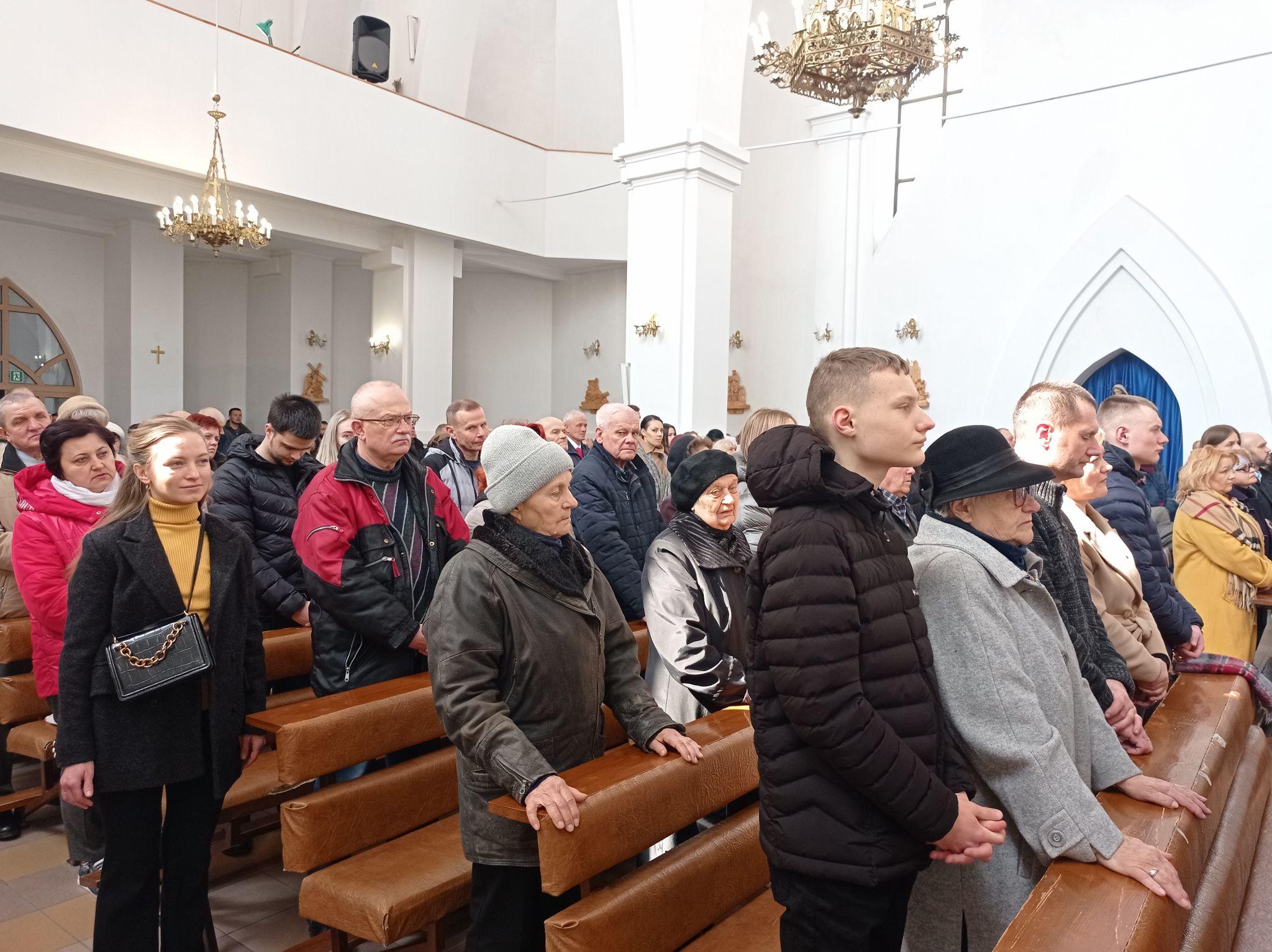 Новини Тернополя - фото з Як римо-католики святкують Великдень у Тернополі (РЕПОРТАЖ)