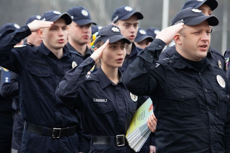 Новини Вінниці - фото з У Вінниці випускники Харківського університету внутрішніх справ отримали дипломи