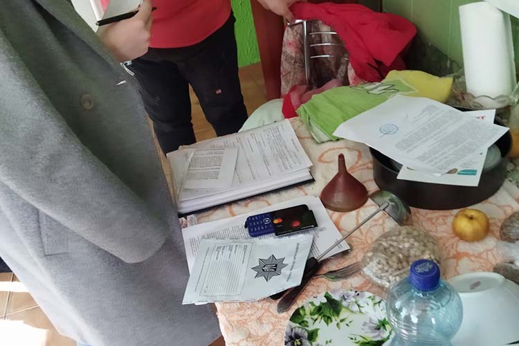 Новини Тернополя - фото з Переселенці, яка заробляла сутенерством в Тернополі, оголосили підозру