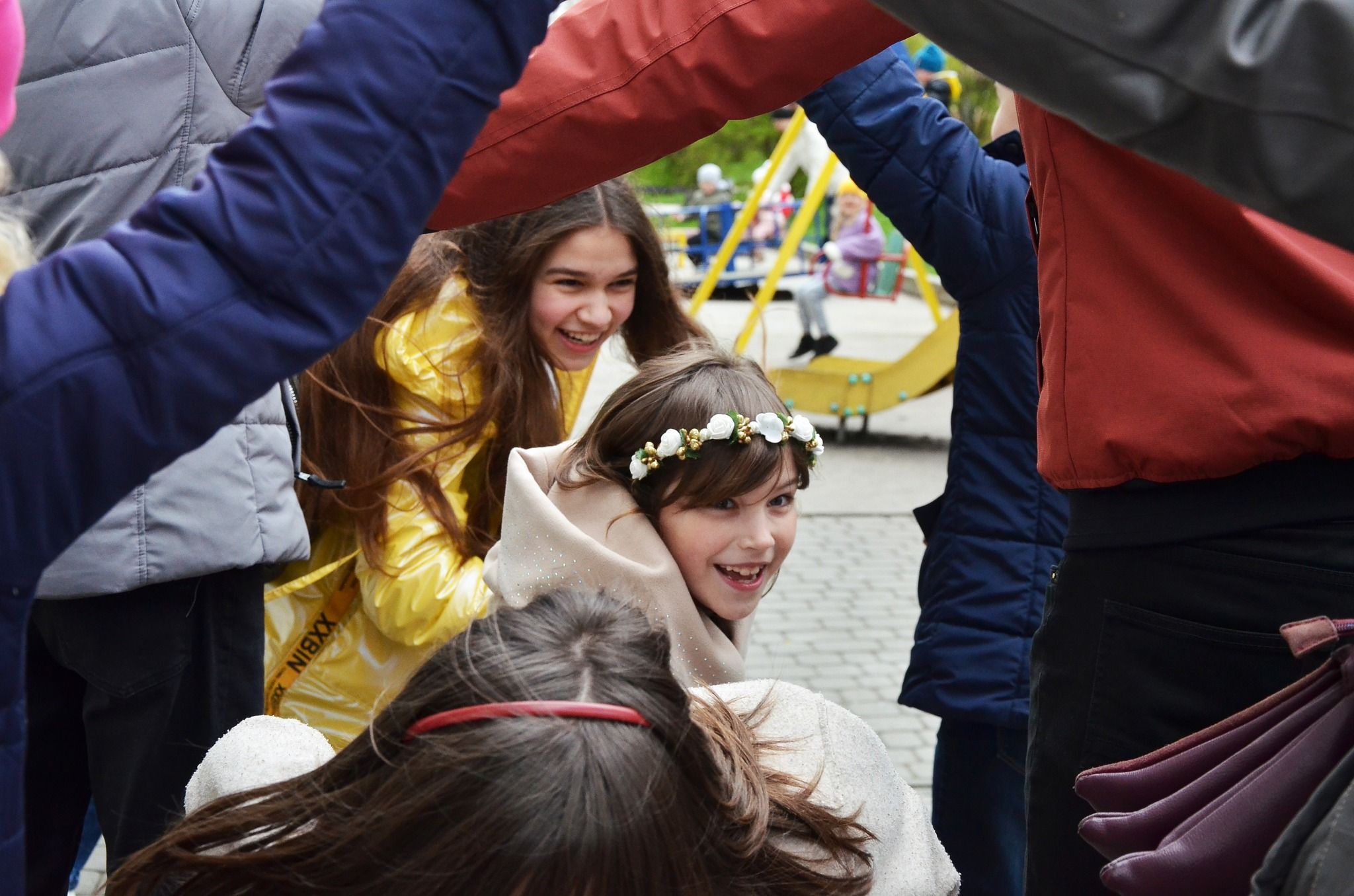 Новини Тернополя - фото з Біля катедри у Тернополі влаштували Великодні гаївки