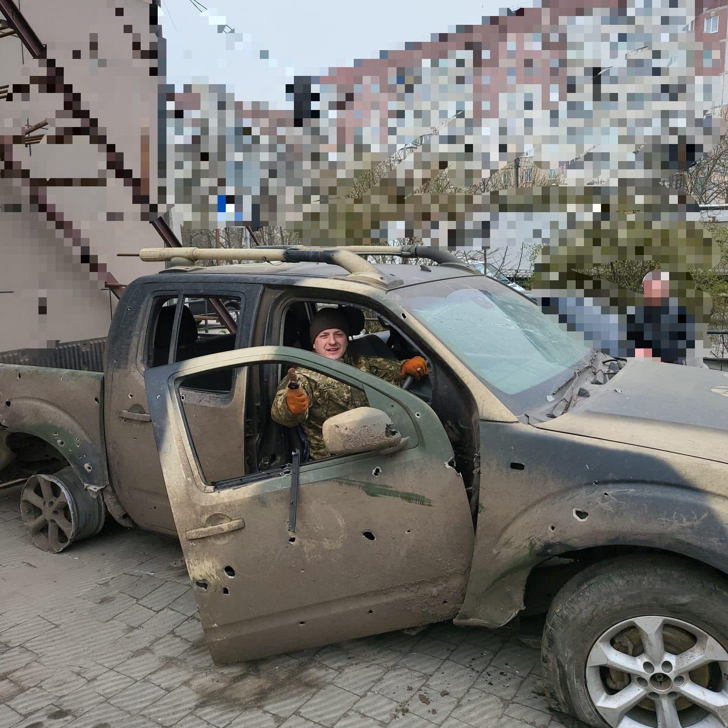 Новини Тернополя - фото з Тернополянин Роман Мамонт збирає кошти на автомобіль для побратимів