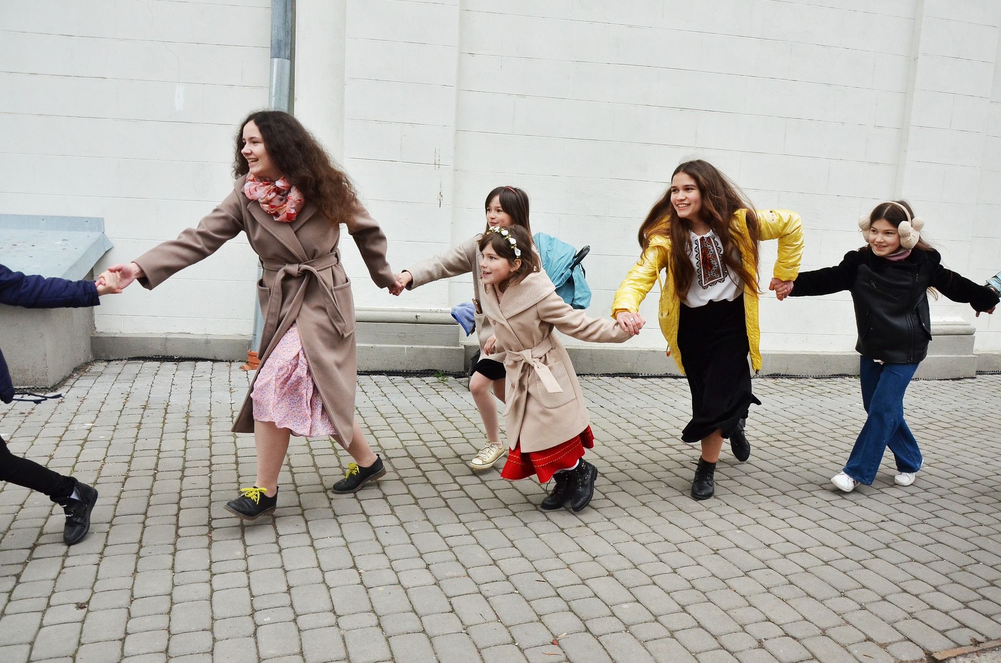 Новини Тернополя - фото з Біля катедри у Тернополі влаштували Великодні гаївки