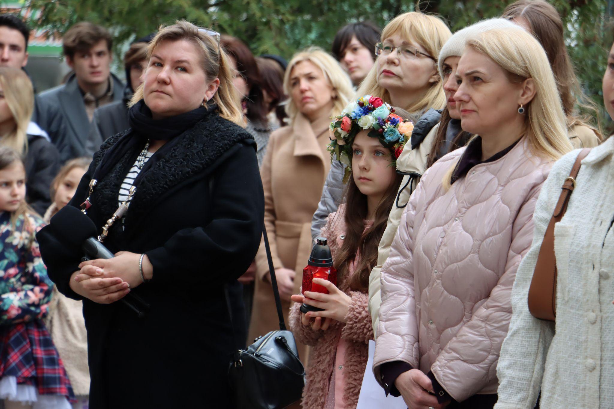 Новини Тернополя - фото з Вшанували Героя: у Тернополі відкрили меморіальну таблицю Роману Стецюку (РЕПОРТАЖ)