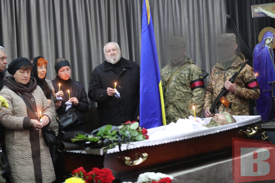 Новини Хмельницького - фото з Залишилися батьки та сестра: попрощалися з хмельничанином Юрієм Іванишиним