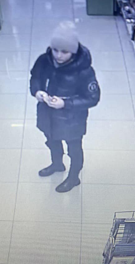 Новини Козятина - фото з Уважно придивіться. Показали фото осіб, яких розшукує поліція