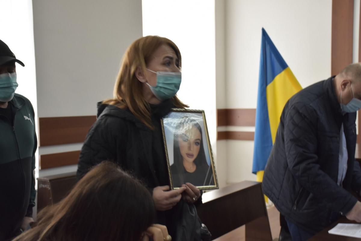 Новини Тернополя - фото з Загинули закохані з Калуша: у Бережанах розпочався суд у справі смертельної ДТП