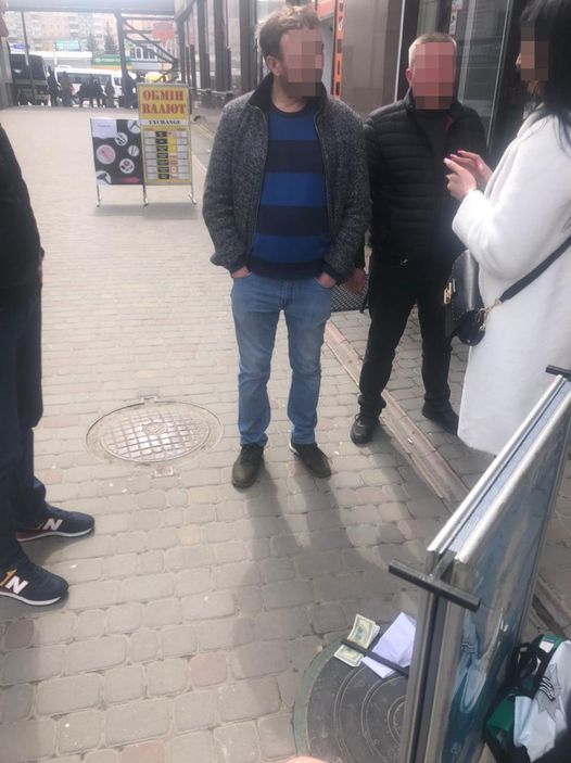 Новини Тернополя - фото з Житель Тернопільського району за 5,5 тисяч доларів продавав «білі квитки» для ухилянтів
