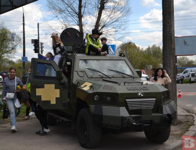 Новини Хмельницького - фото з До благодійного забігу на Прибузькій долучилось майже півтори тисячі людей (ФОТОРЕПОРТАЖ)