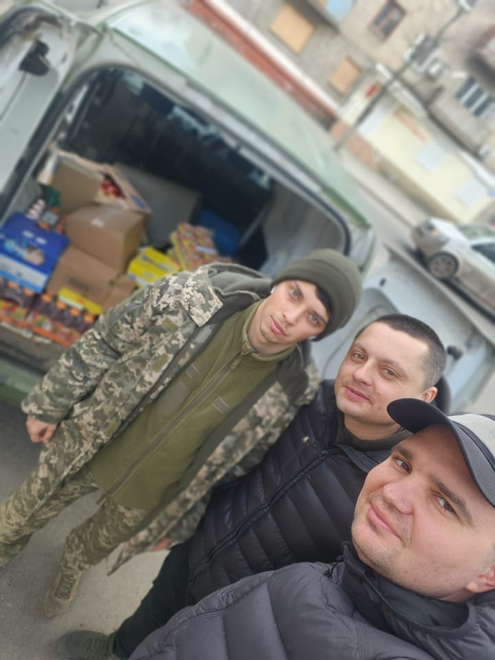 Новини Вінниці - фото з «Зброї вистачить для оборони і наступу». Що побачили і почули наші волонтери у передмісті Бахмута?