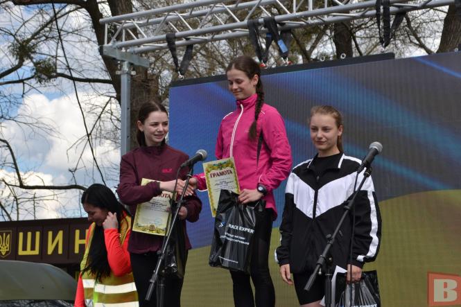 Новини Хмельницького - фото з До благодійного забігу на Прибузькій долучилось майже півтори тисячі людей (ФОТОРЕПОРТАЖ)