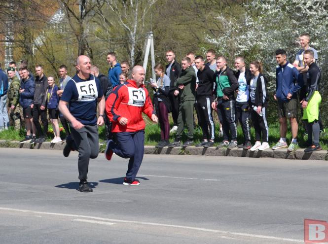 Новини Хмельницького - фото з До благодійного забігу на Прибузькій долучилось майже півтори тисячі людей (ФОТОРЕПОРТАЖ)
