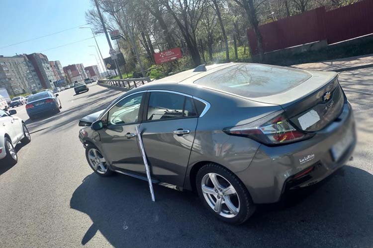 Новини Тернополя - фото з Аварійні вихідні на Тернопільщині: 5 автопригод, 8 постраждалих