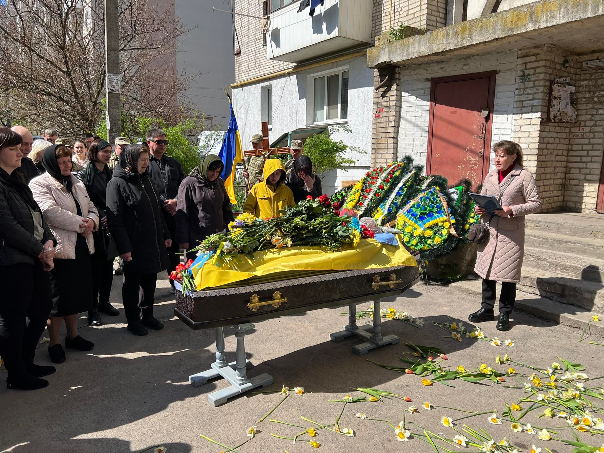 Новини Вінниці - фото з Чотири місяці рідні шукали тіло. У Вінницю на щиті повернувся Герой Юрій Колот