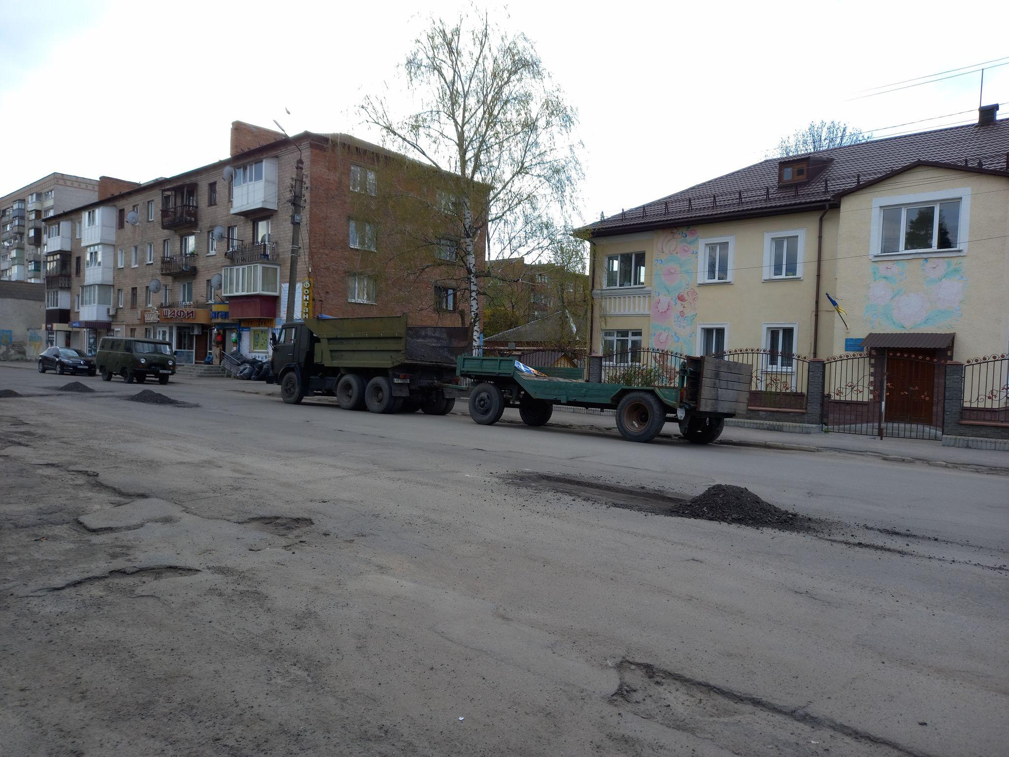 Новини Козятина - фото з Сезон ямкового ремонту вже почався