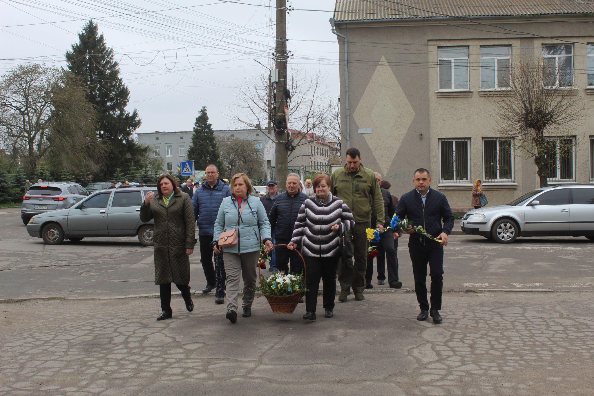 Новини Козятина - фото з 37-ма річниця аварії на ЧАЕС: У Козятині згадали загиблих і вшанували живих