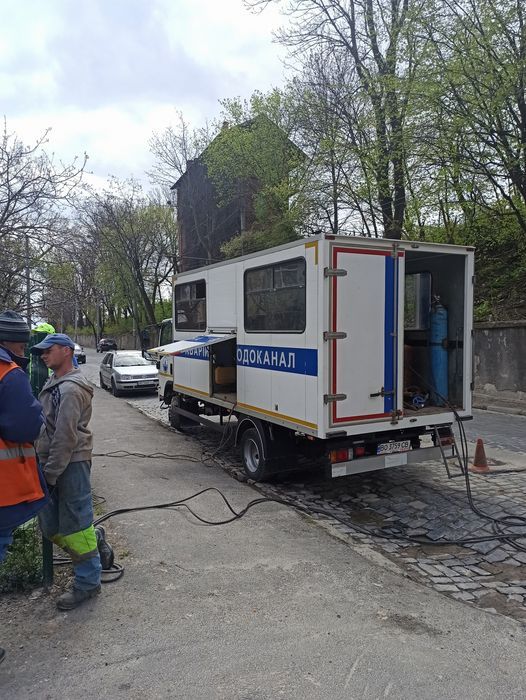 Новини Тернополя - фото з Тернополяни залишились без води через сусідський паркан. Як вирішуватимуть питання