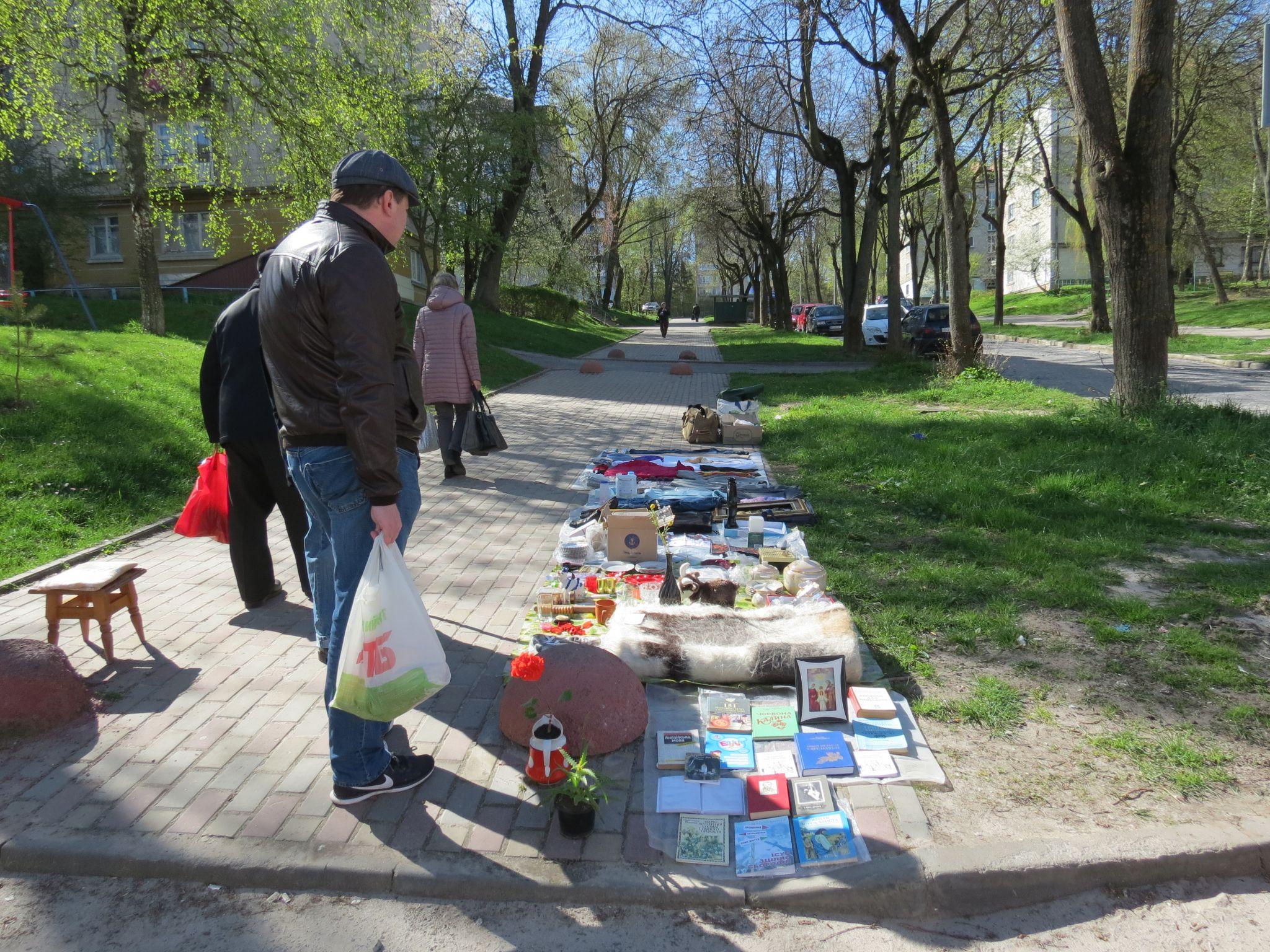 Новини Тернополя - фото з Продають зелень по 30 за пучок, а яйця по 4 гривні: репортаж із сільськогосподарських ярмарок Тернополя