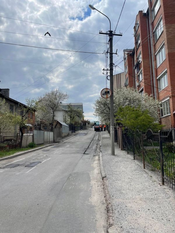 Новини Тернополя - фото з Дороги на понад 10 вулицях Тернополя охоплені ремонтом. Де тривають роботи?