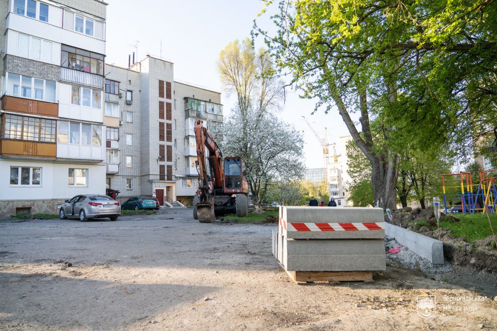 Новини Тернополя - фото з Дороги на понад 10 вулицях Тернополя охоплені ремонтом. Де тривають роботи?