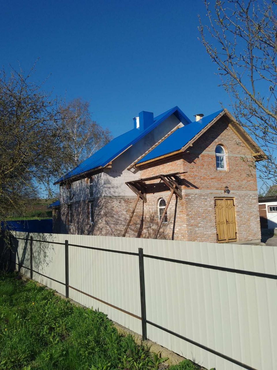 Новини Тернополя - фото з Староста села разом із прибічниками, щоб не переходити до ПЦУ, збудували нову церкву моспатріархату