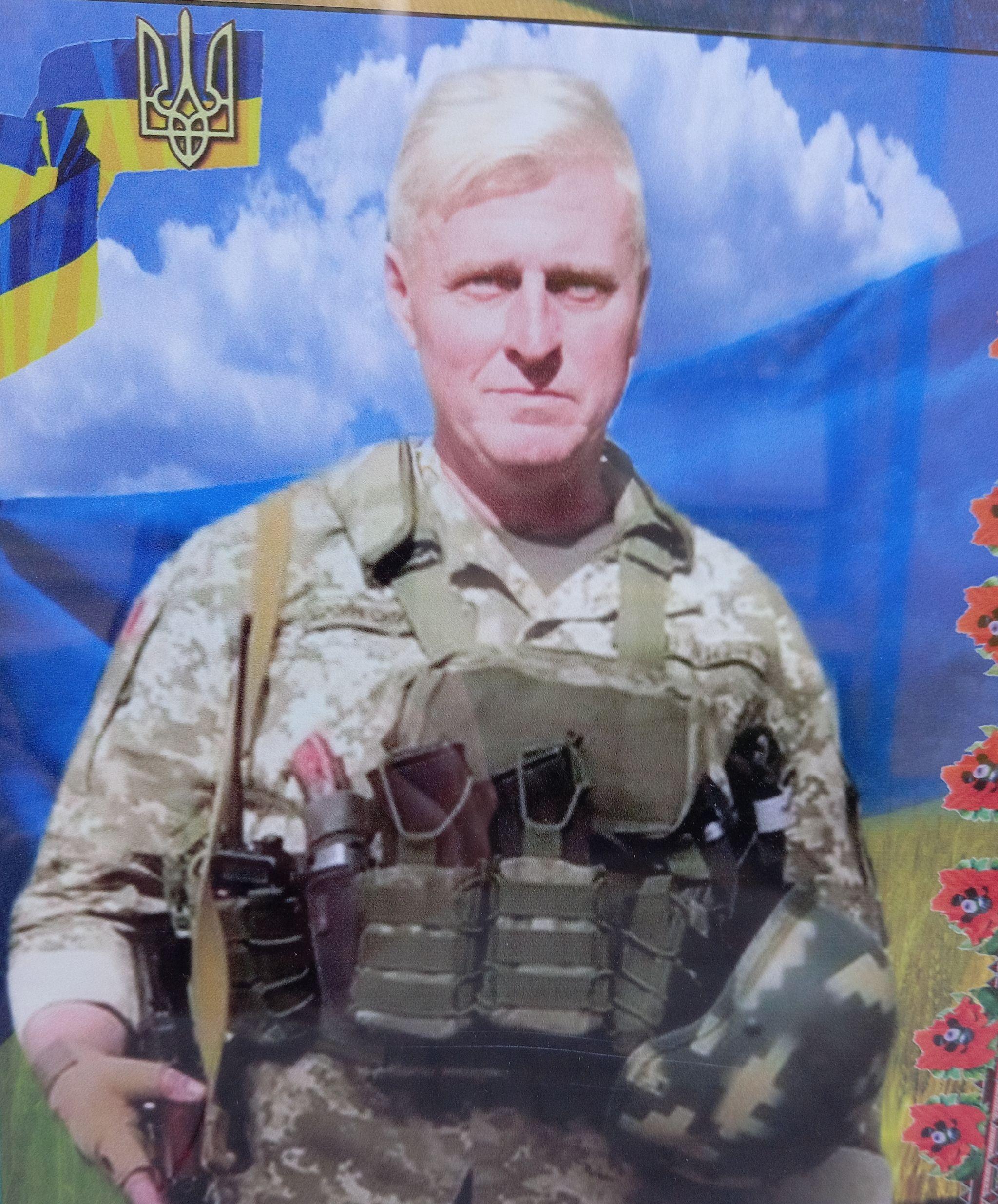 Новини Козятина - фото з Додали світлини дев’яти Героїв: знову оновили Дошку пам’яті