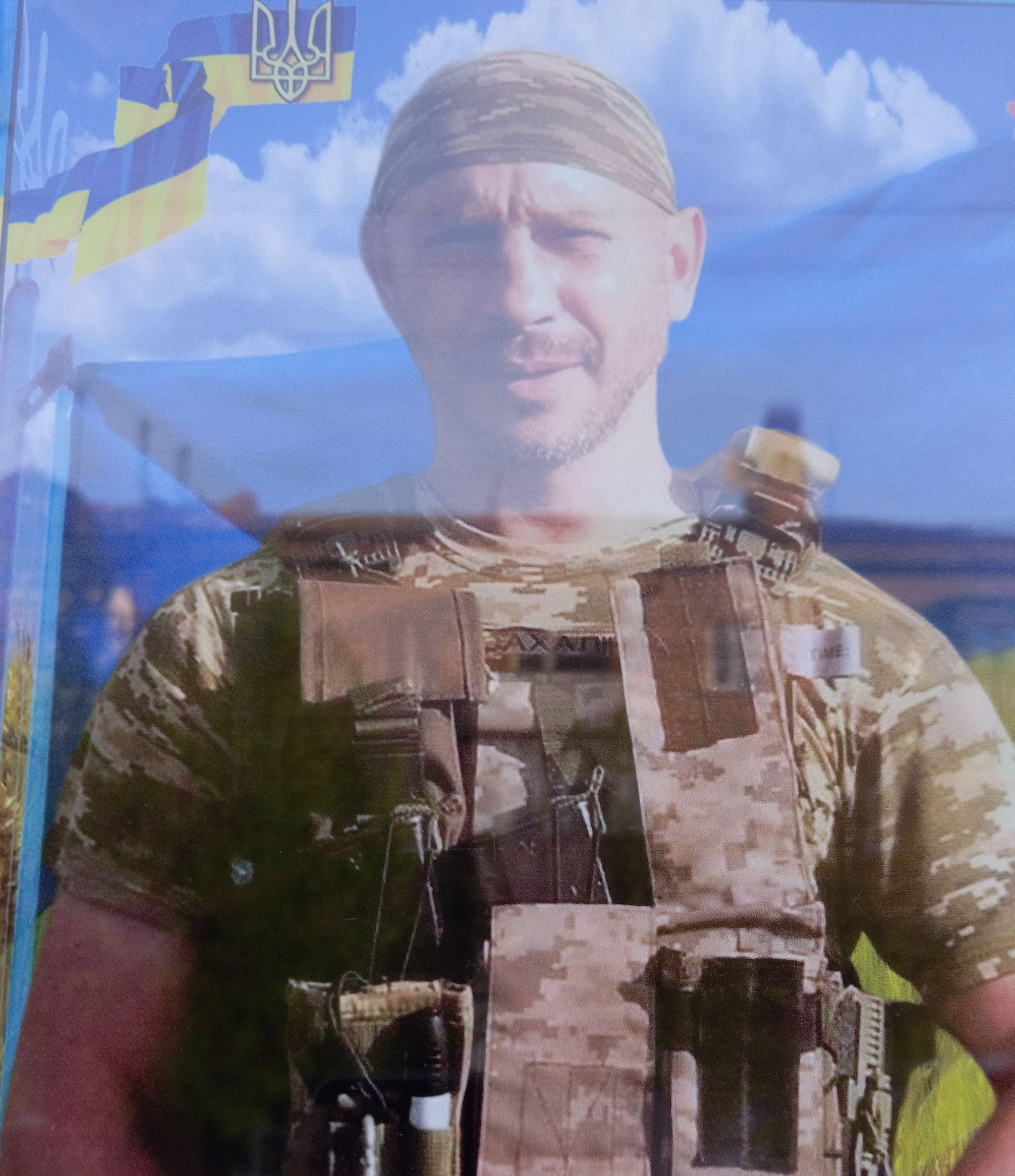 Новини Козятина - фото з Додали світлини дев’яти Героїв: знову оновили Дошку пам’яті