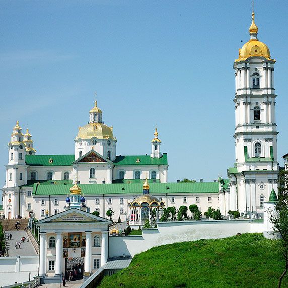 Новини Тернополя - фото з Чи є законні підстави для припинення договору оренди Почаївської лаври моспатріархатом?