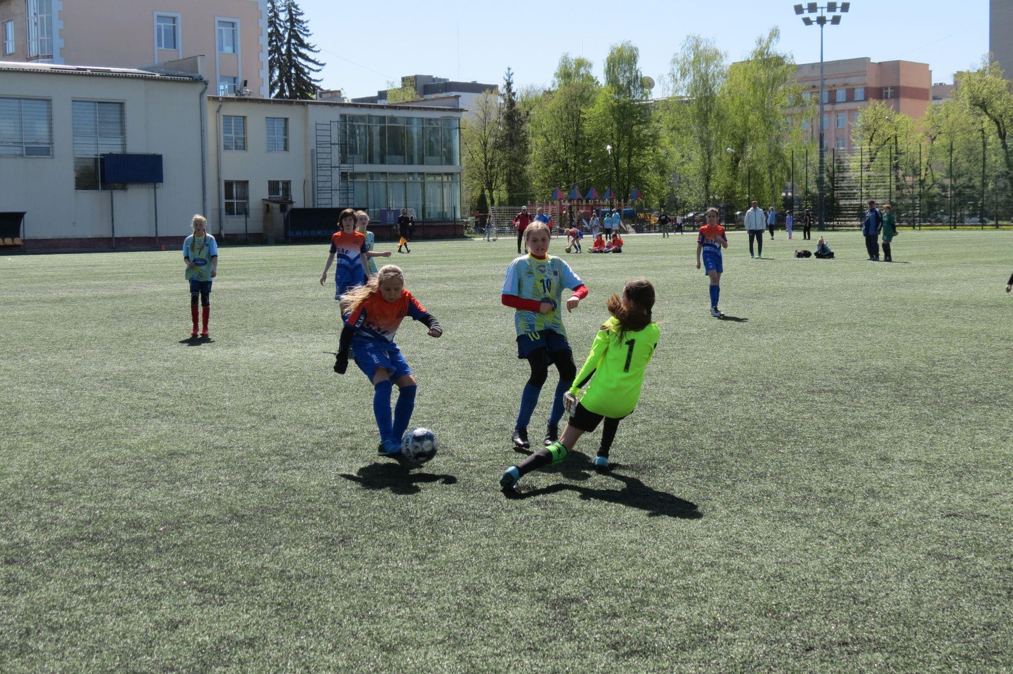 Новини Вінниці - фото з Юні вінницькі футболістки вийшли до фінального етапу чемпіонату України