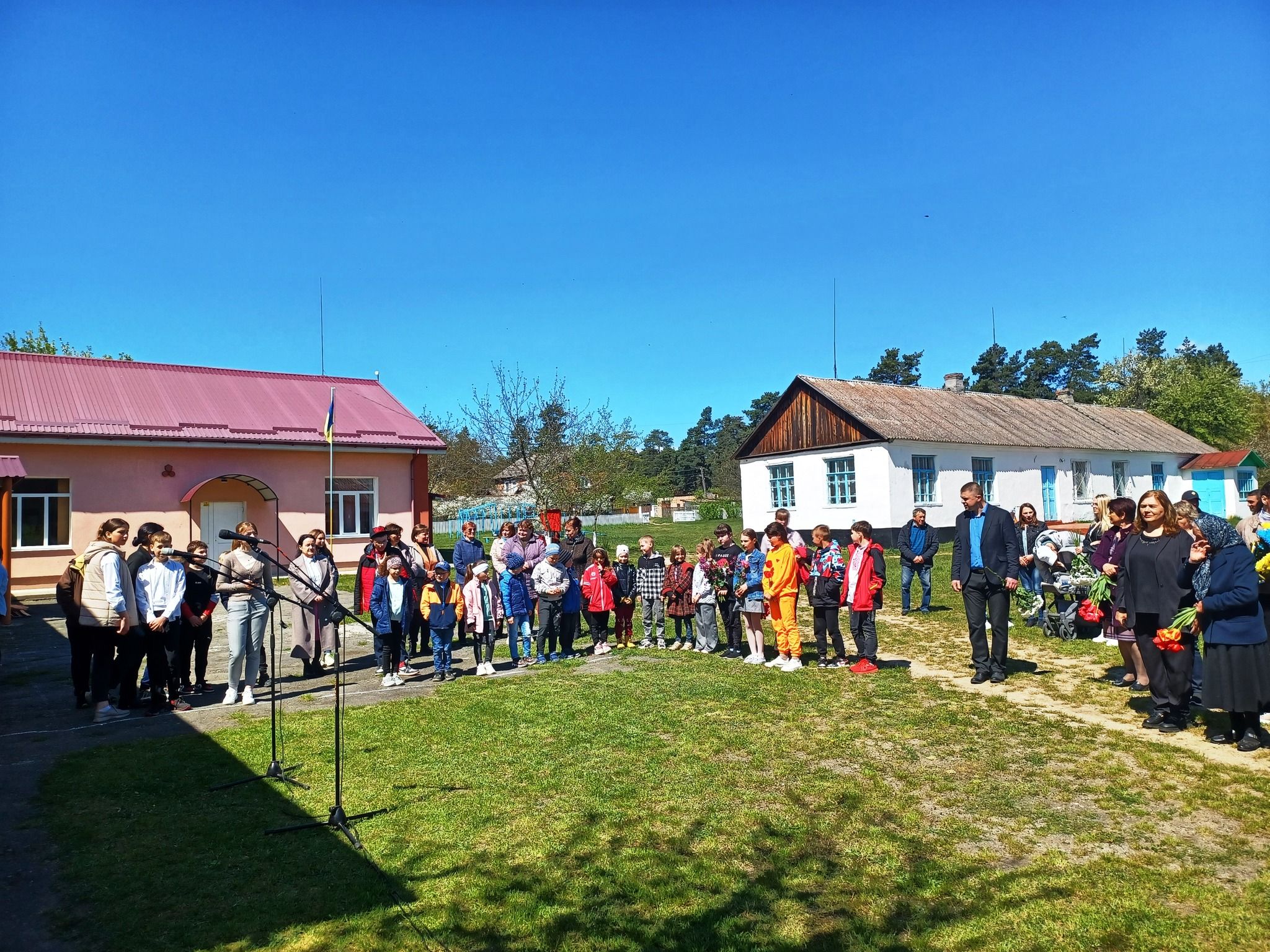 Новини Хмельницького - фото з На Шепетівщині увіковічнили пам’ять загиблого солдата (ФОТО)