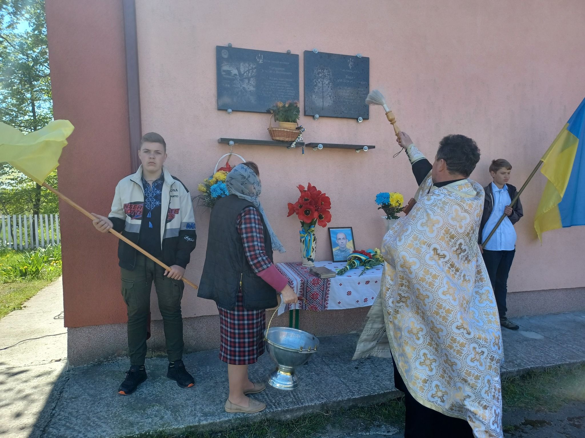 Новини Хмельницького - фото з На Шепетівщині увіковічнили пам’ять загиблого солдата (ФОТО)