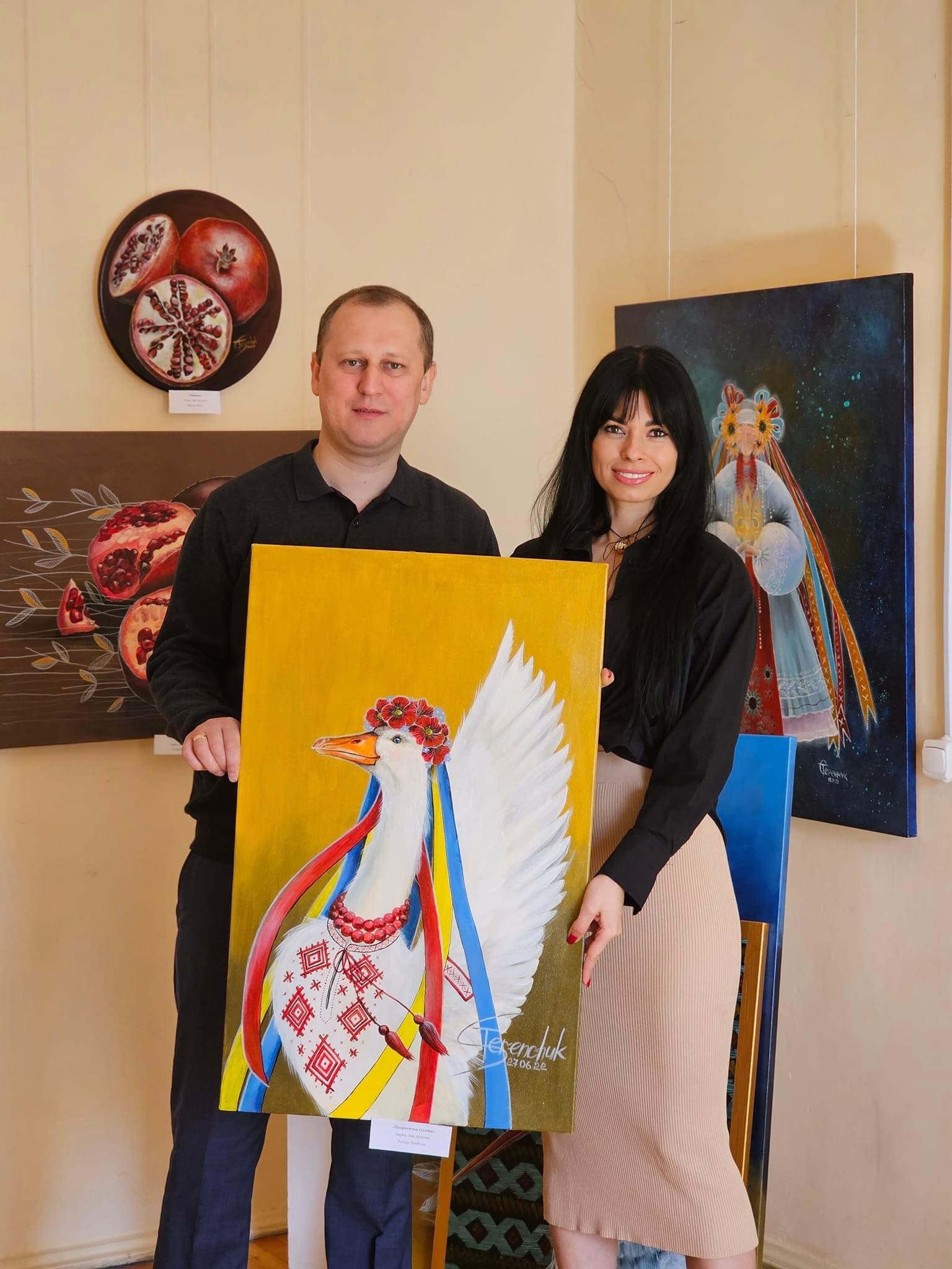 Новини Вінниці - фото з У музеї завершилась благодійна виставка картин Світлани Теренчук. На що підуть зібрані кошти?