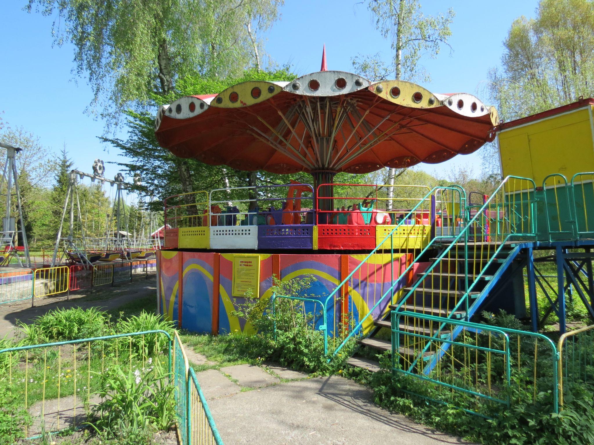 Новини Тернополя - фото з Скільки коштує покататися на атракціонах у гідропарку «Сопільче»: ми дізналися ціни