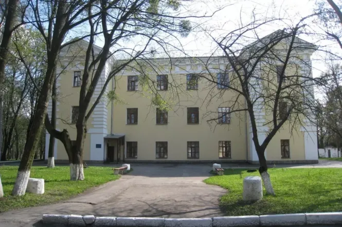 Новини Вінниці - фото з ТОП важливих новин на 20minut.ua від 1 по 8 травня, які ви могли пропустити У Вінниці гине П’ятничанський парк, якому понад двісті років: як це коментують нащадки Грохольських