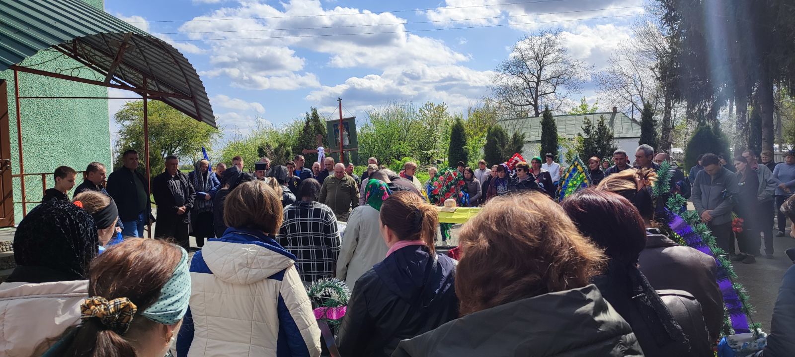 Новини Козятина - фото з Став Янголом-охоронцем: у Йосипівці попрощалися з Героєм Михайлом Юрчуком